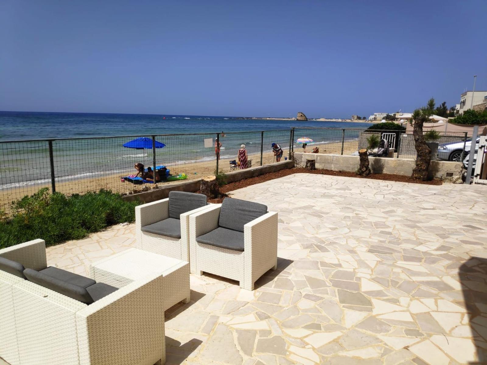 Casa A Due Passi Dal Mare Apartment Torre Pali Luaran gambar